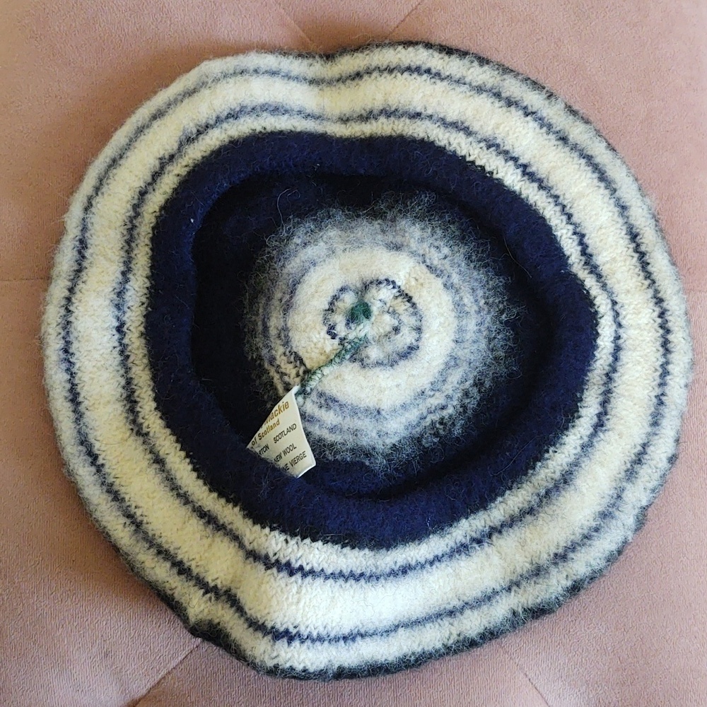 Robert Mackie of Scotland Wool Beret - Picture 3 of 6